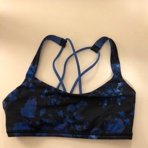 Lulu lemon Free to be bra